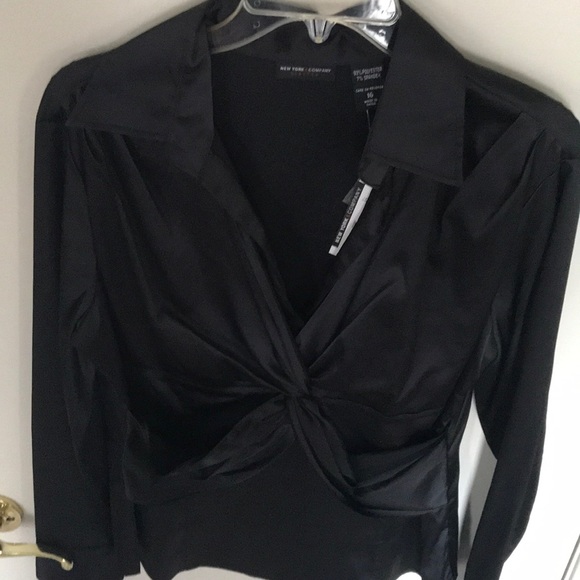 Top - Picture 2 of 3